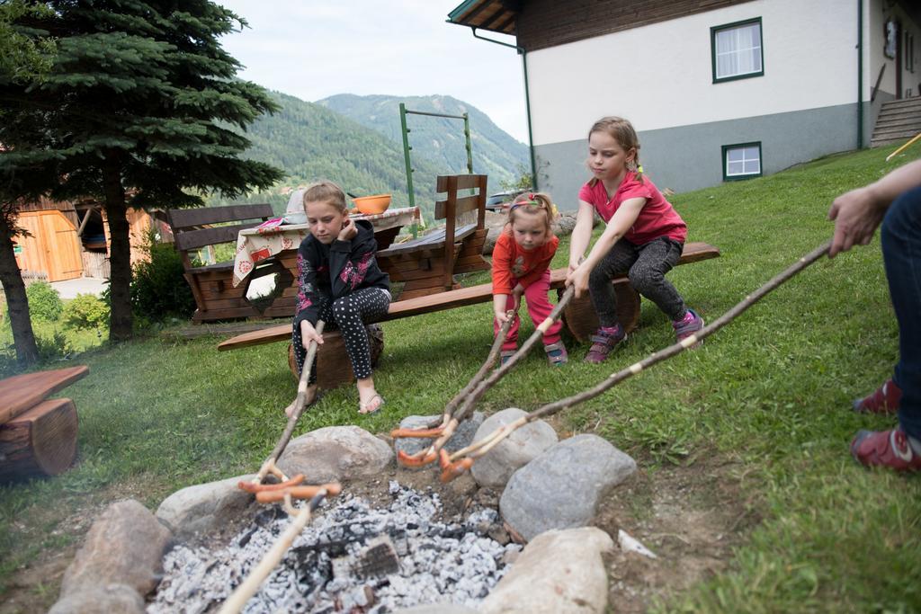 Gaestehaus Berger - Priglhof Treffen am Ossiacher See Zewnętrze zdjęcie